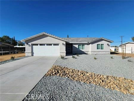 11810 MOHAWK RD, APPLE VALLEY, CA 92308, photo 1 of 3