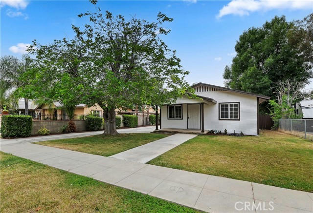 4243 COVER ST, RIVERSIDE, CA 92506, photo 1 of 26