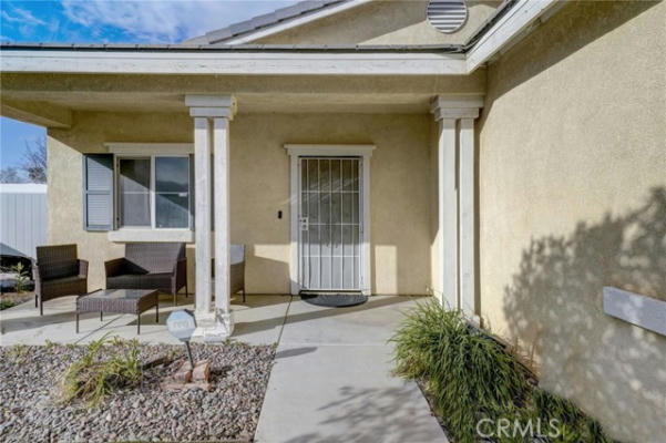 14602 POLO RD, VICTORVILLE, CA 92394, photo 4 of 34