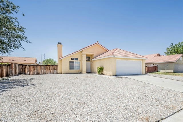 13184 OBERLIN AVE, VICTORVILLE, CA 92392, photo 1 of 40