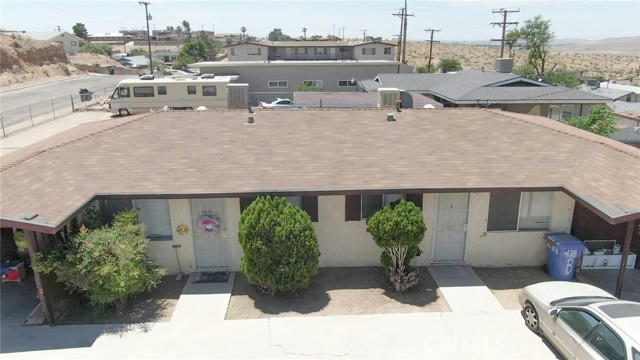 135 W GRACE ST, BARSTOW, CA 92311 - Image 1