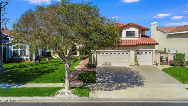 325 GOLDEN MOSS CT, SIMI VALLEY, CA 93065, photo 2 of 90