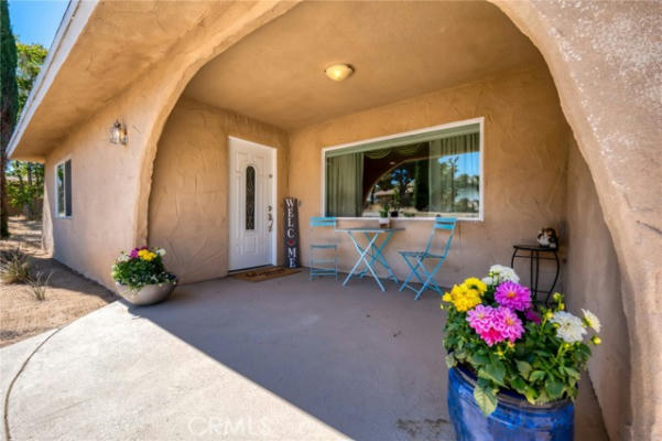 56526 DESERT GOLD DR, YUCCA VALLEY, CA 92284, photo 4 of 52