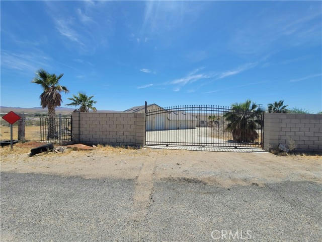 31801 SOAPMINE RD, BARSTOW, CA 92311, photo 1 of 57