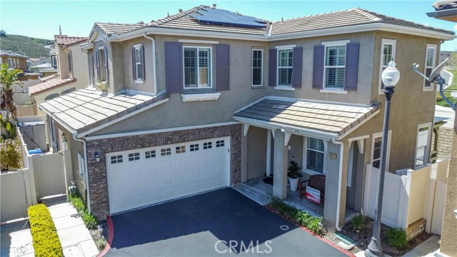 20424 VICTORY CT, NEWHALL, CA 91350, photo 3 of 23