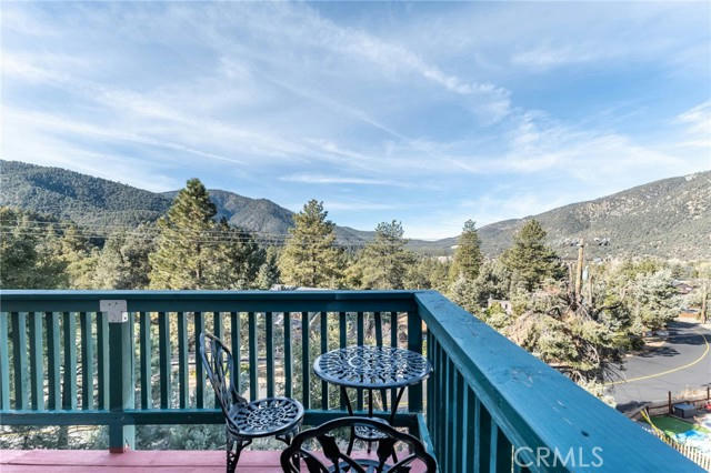 2304 WOODLAND DR, PINE MOUNTAIN CLUB, CA 93222, photo 1 of 33