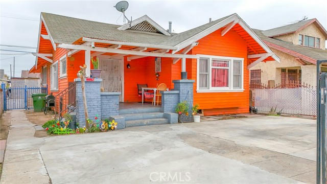 908 W 57TH ST, LOS ANGELES, CA 90037, photo 1 of 41