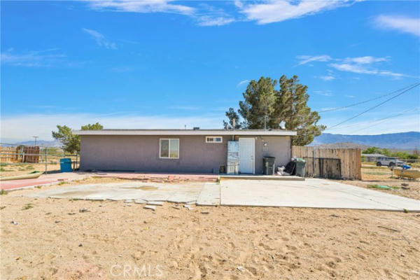9989 HOPE LN, LUCERNE VALLEY, CA 92356, photo 5 of 41