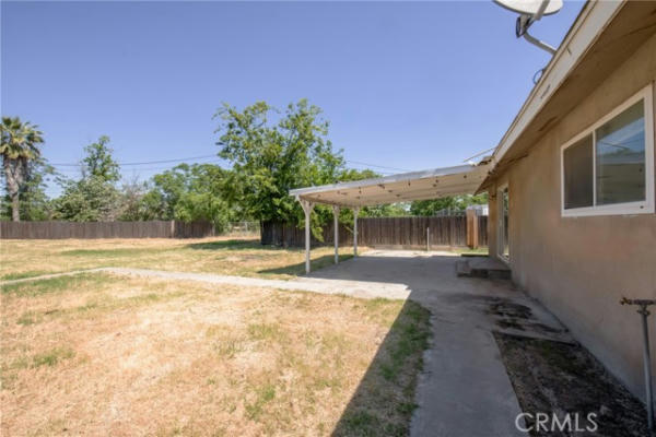 1477 N KNOLL AVE, FRESNO, CA 93722, photo 3 of 26