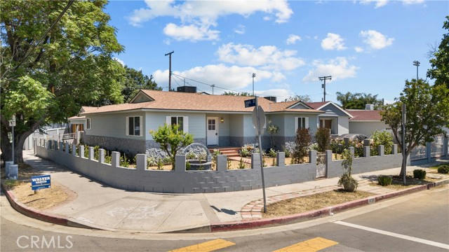 8054 CEDROS AVE, PANORAMA CITY, CA 91402, photo 2 of 39