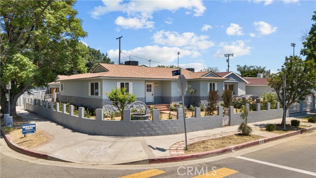 8054 CEDROS AVE, PANORAMA CITY, CA 91402, photo 2 of 39