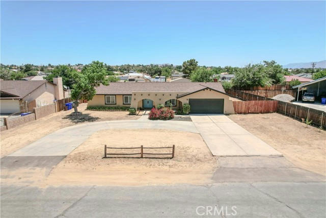13937 CUYAMACA RD, APPLE VALLEY, CA 92307, photo 1 of 38