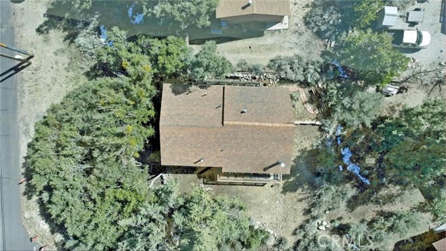 2105 WOODLAND DR, PINE MOUNTAIN CLUB, CA 93222, photo 2 of 32