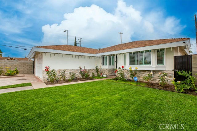 12900 LULL ST, NORTH HOLLYWOOD, CA 91605, photo 1 of 35