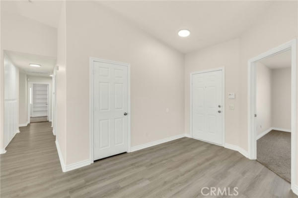 13045 AUTUMN LEAVES AVE, VICTORVILLE, CA 92395, photo 5 of 38