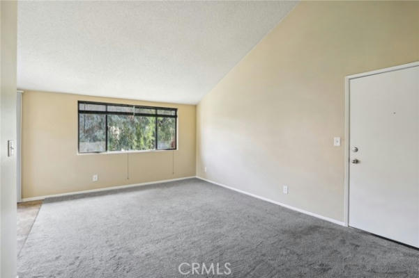 27949 TYLER LN UNIT 346, CANYON COUNTRY, CA 91387, photo 3 of 39