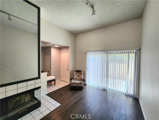 27629 NUGGET DR APT 2, CANYON COUNTRY, CA 91387, photo 5 of 16