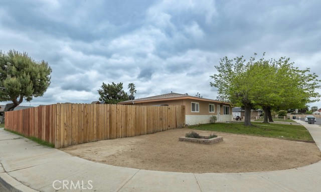 13430 DILBECK DR, MORENO VALLEY, CA 92553, photo 3 of 35