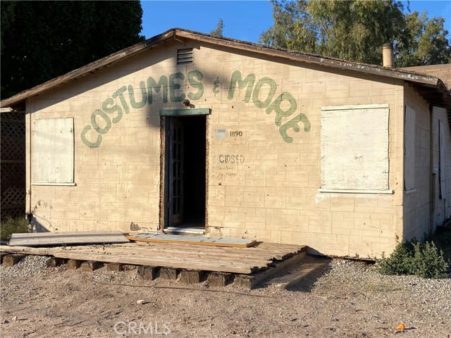1896 E UNDERWOOD RD, HOLTVILLE, CA 92250, photo 1 of 11