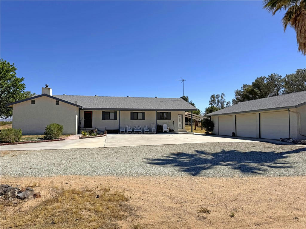35648 MOUNTAIN VIEW RD, HINKLEY, CA 92347, photo 1 of 50