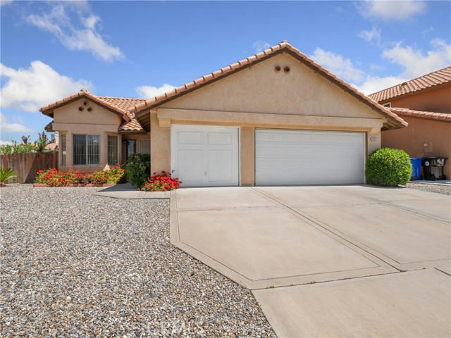 12871 JADE RD, VICTORVILLE, CA 92392, photo 1 of 29