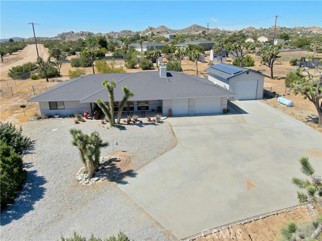 5126 CANTON ST, YUCCA VALLEY, CA 92284, photo 1 of 27
