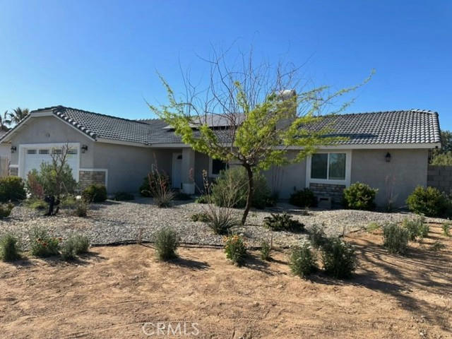 21044 CAYUGA RD, APPLE VALLEY, CA 92308, photo 1 of 19