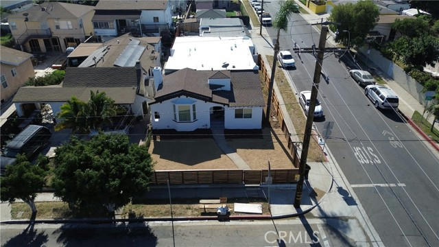 1558 W 105TH ST, LOS ANGELES, CA 90047, photo 2 of 32