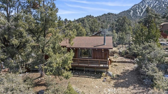 2105 WOODLAND DR, PINE MOUNTAIN CLUB, CA 93222, photo 4 of 32