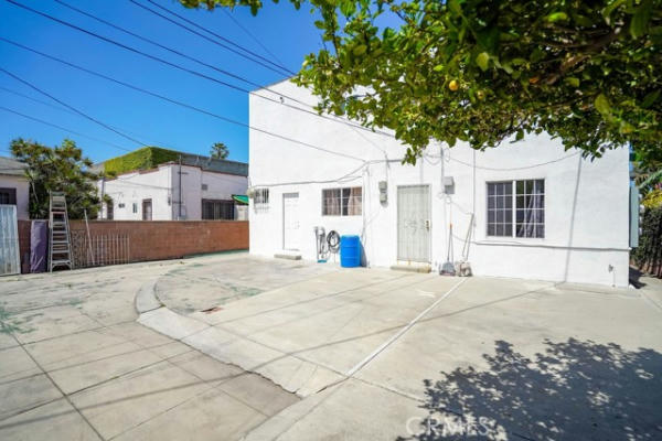 2546 S BRONSON AVE, LOS ANGELES, CA 90018, photo 4 of 25