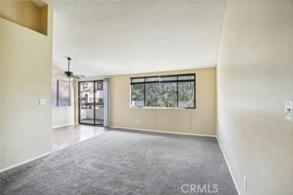 27949 TYLER LN UNIT 346, CANYON COUNTRY, CA 91387, photo 4 of 39
