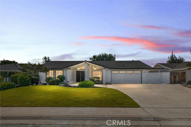 1901 MIDVALE CT, BAKERSFIELD, CA 93309, photo 1 of 49