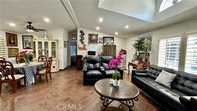 24425 WOOLSEY CANYON RD SPC 132, WEST HILLS, CA 91304, photo 4 of 34