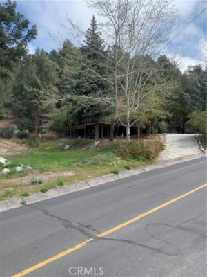 2204 WOODLAND DR, PINE MOUNTAIN CLUB, CA 93222, photo 4 of 8