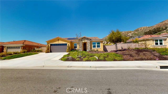 24886 OLIVE HILL LN, MORENO VALLEY, CA 92557, photo 2 of 45