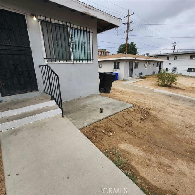 15359 6TH ST, VICTORVILLE, CA 92395, photo 1 of 14