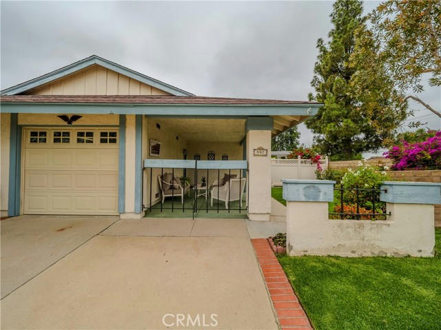 997 STANFORD DR, SIMI VALLEY, CA 93065, photo 1 of 15