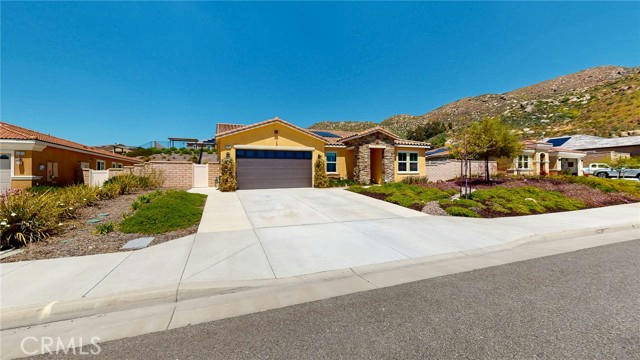 24886 OLIVE HILL LN, MORENO VALLEY, CA 92557, photo 4 of 45