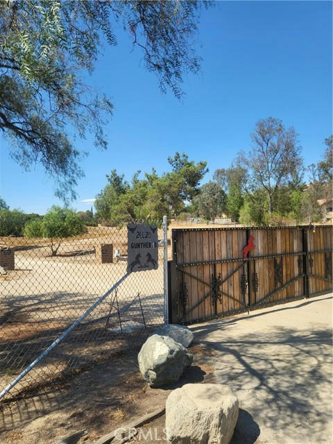 24020 GUNTHER RD, ROMOLAND, CA 92585, photo 1 of 4