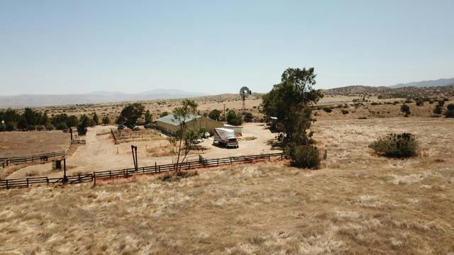 231 CASTRO CANYON RD, CUYAMA, CA 93254, photo 4 of 22