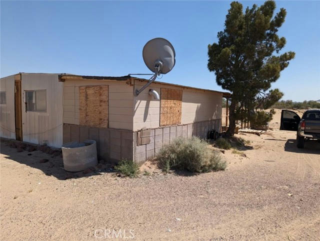 31600 TROY RD, NEWBERRY SPRINGS, CA 92365, photo 1 of 6