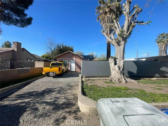 274 W 3RD ST, BUTTONWILLOW, CA 93206, photo 1 of 7