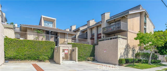 2298 ROSE AVE # 402, SIGNAL HILL, CA 90755, photo 4 of 52