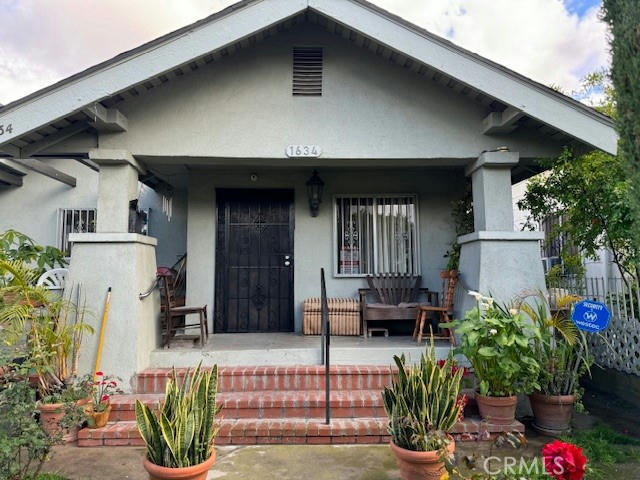 1634 W 39TH ST, LOS ANGELES, CA 90062, photo 1 of 15
