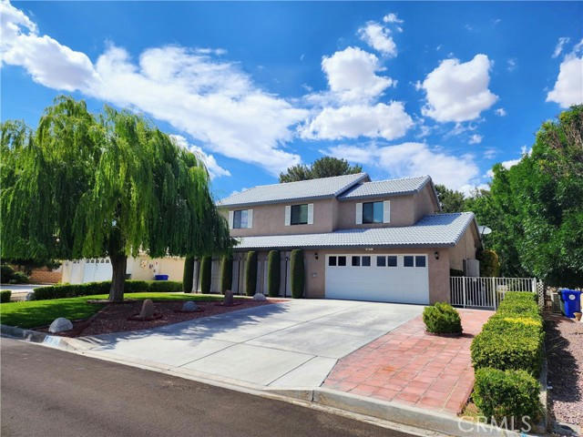 15178 ORCHARD HILL LN, HELENDALE, CA 92342, photo 1 of 62