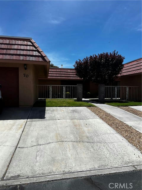 27535 LAKEVIEW DR APT 70, HELENDALE, CA 92342, photo 1 of 8