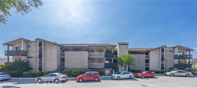 2298 ROSE AVE # 402, SIGNAL HILL, CA 90755, photo 3 of 52